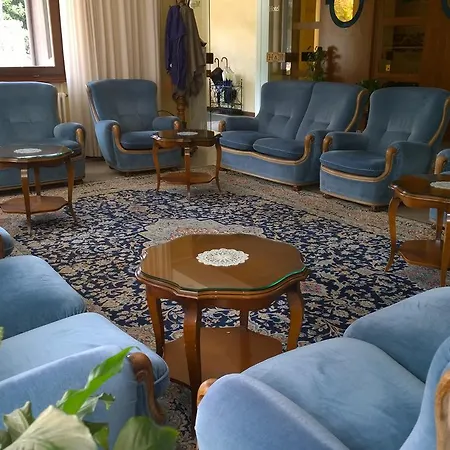 Hotel Mignon-2